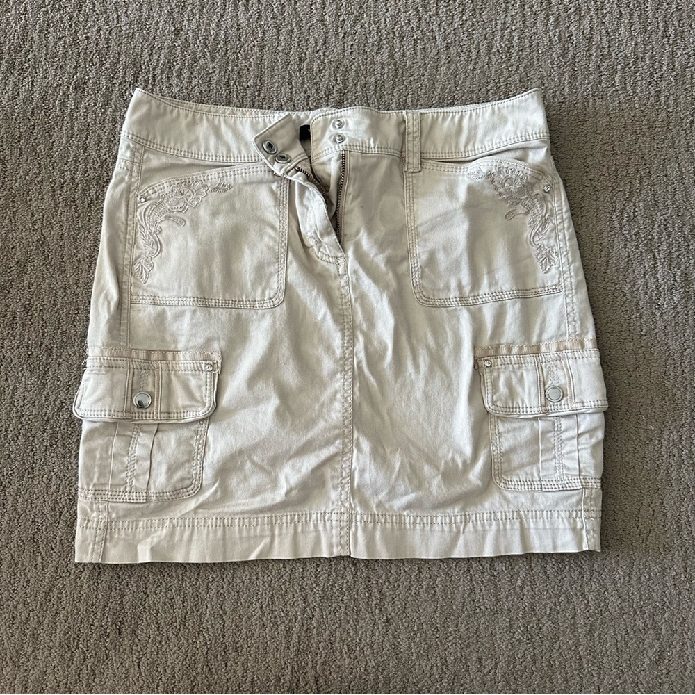 White House Black Market Skirt